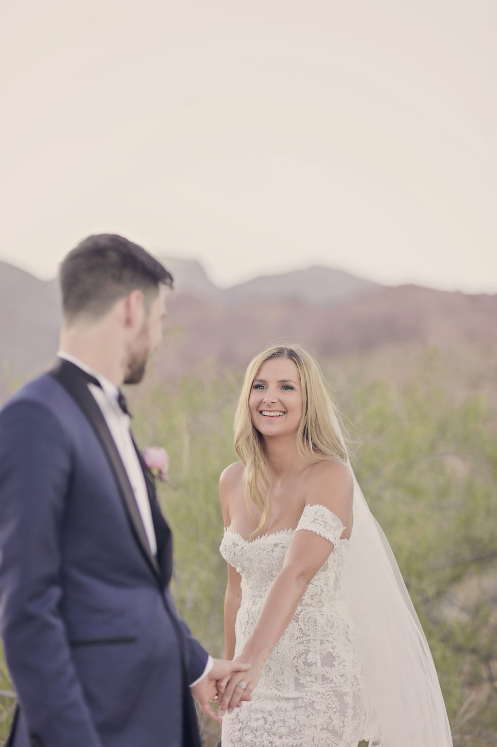 Las Vegas Wedding Photography, Immerse Photography, International Wedding Photographer, Nevada Desert Wedding, Las Vegas Wedding, Neon Museum Vegas Wedding, Cosmopolitan Hotel Las Vegas Wedding, Red Rock Canyon Nevada Wedding