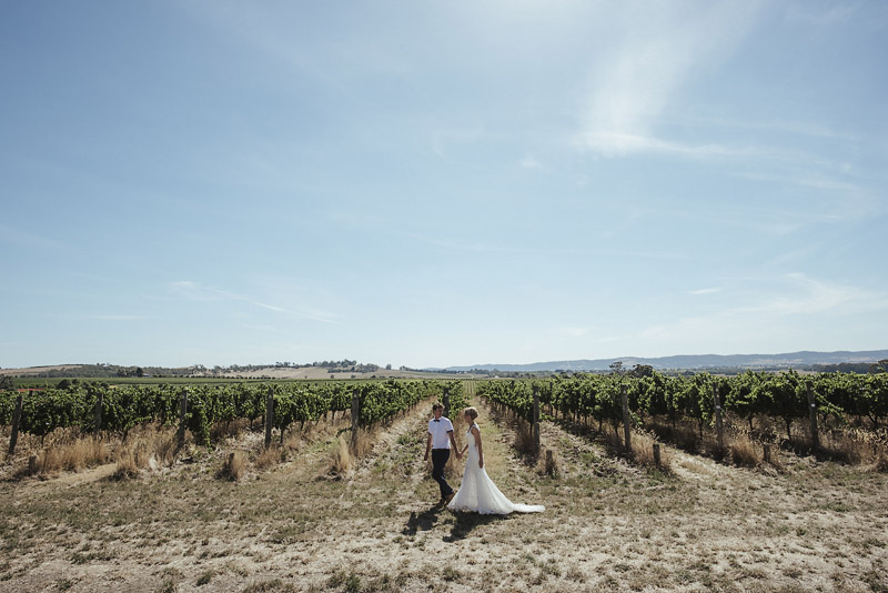 Yarra Ranges Estate, Yarra Ranges Estate Wedding Photos, Yarra Ranges Estate Weddings. Yarra Ranges Estate Photography. Yarra Valley Wedding Photography, Rustic Barn Wedding, Madden's Rise Wedding