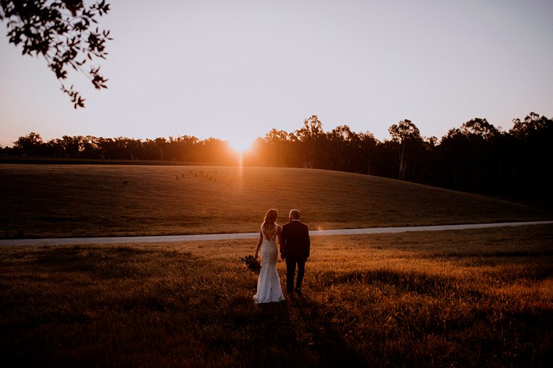 Michelton Winery Wedding, Michelton Winery Hotel, Couple Sunset Shoot